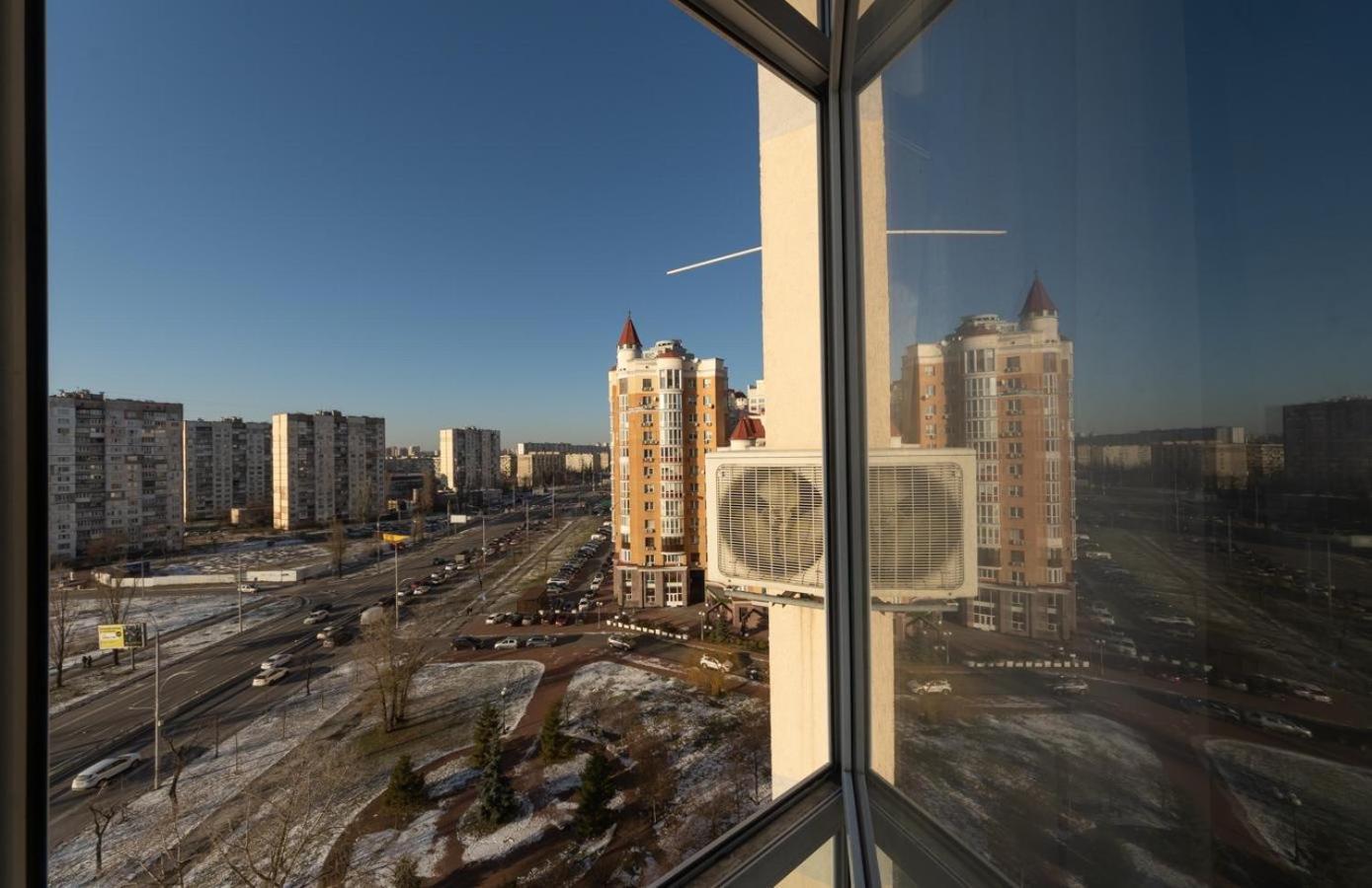 Apartment Obolon Natalka Park Kyiv Eksteriør billede